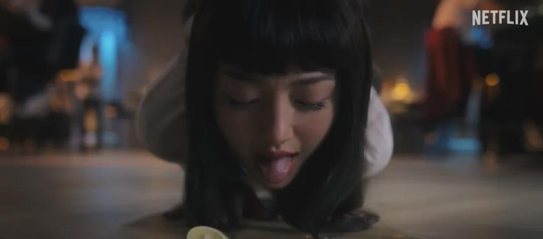 口气看完，Netflix的漫改新剧又翻车了